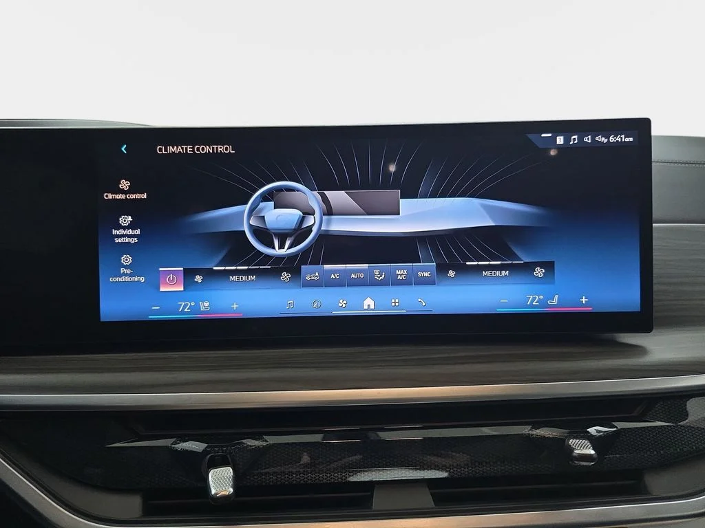 Used 2026 Skyscraper Grey Metallic BMW xDrive40i image 25