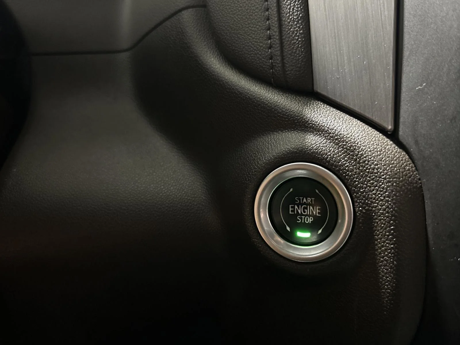 Used 2023 ONYX BLACK GMC Denali image 14