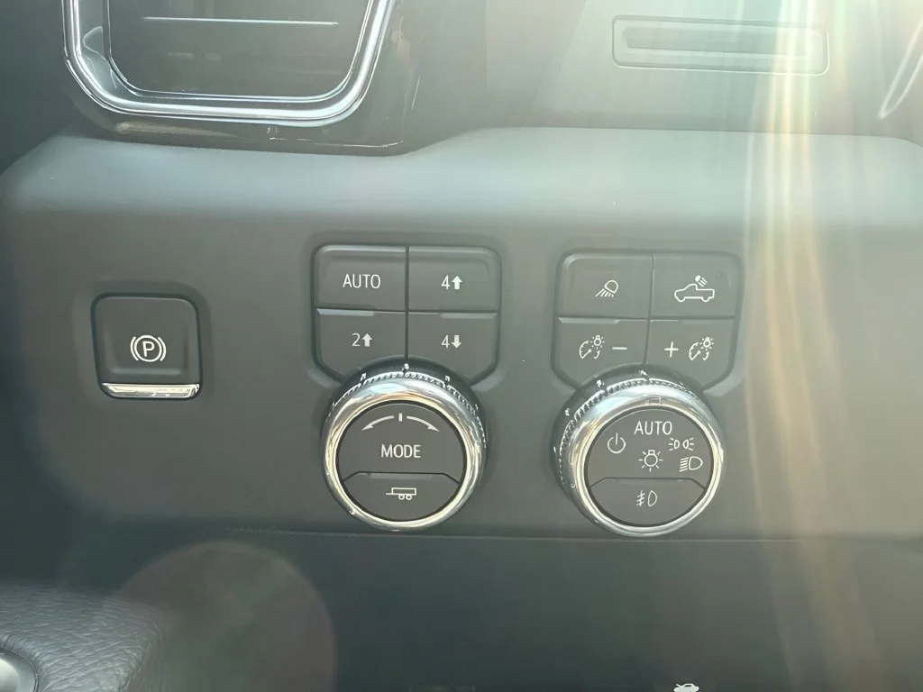 New 2026 Glacier White Tricoat GMC Denali image 26