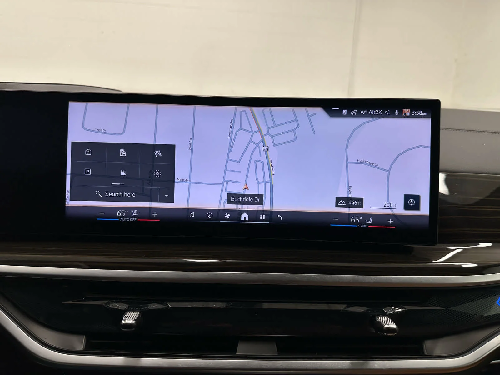 Used 2025 Skyscraper Grey Metallic BMW xDrive40i image 32