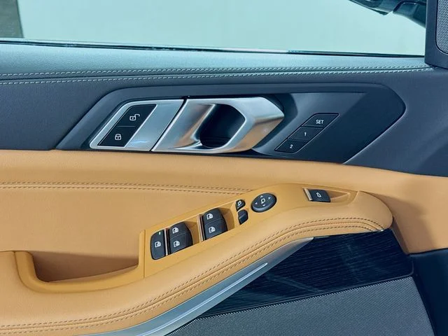New 2026 Gray BMW xDrive40i image 18