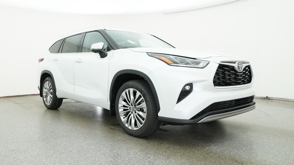 New 2026 Wind Chill Pearl Toyota Platinum image 9