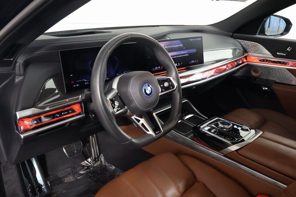 Certified Used 2024 Black Sapphire Metallic BMW xDrive60 image 7