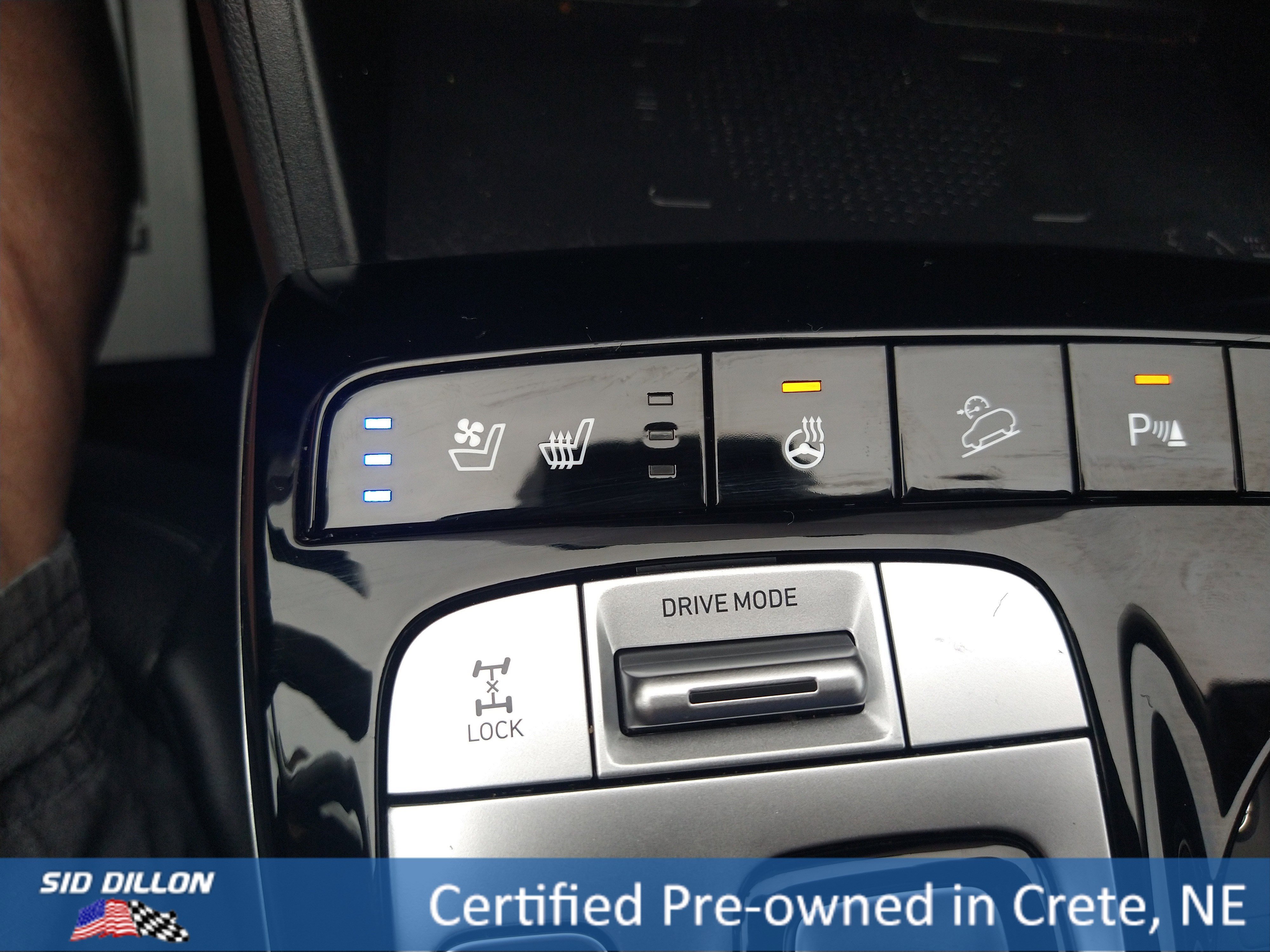 Used 2023 Amazon Gray Hyundai Limited image 11