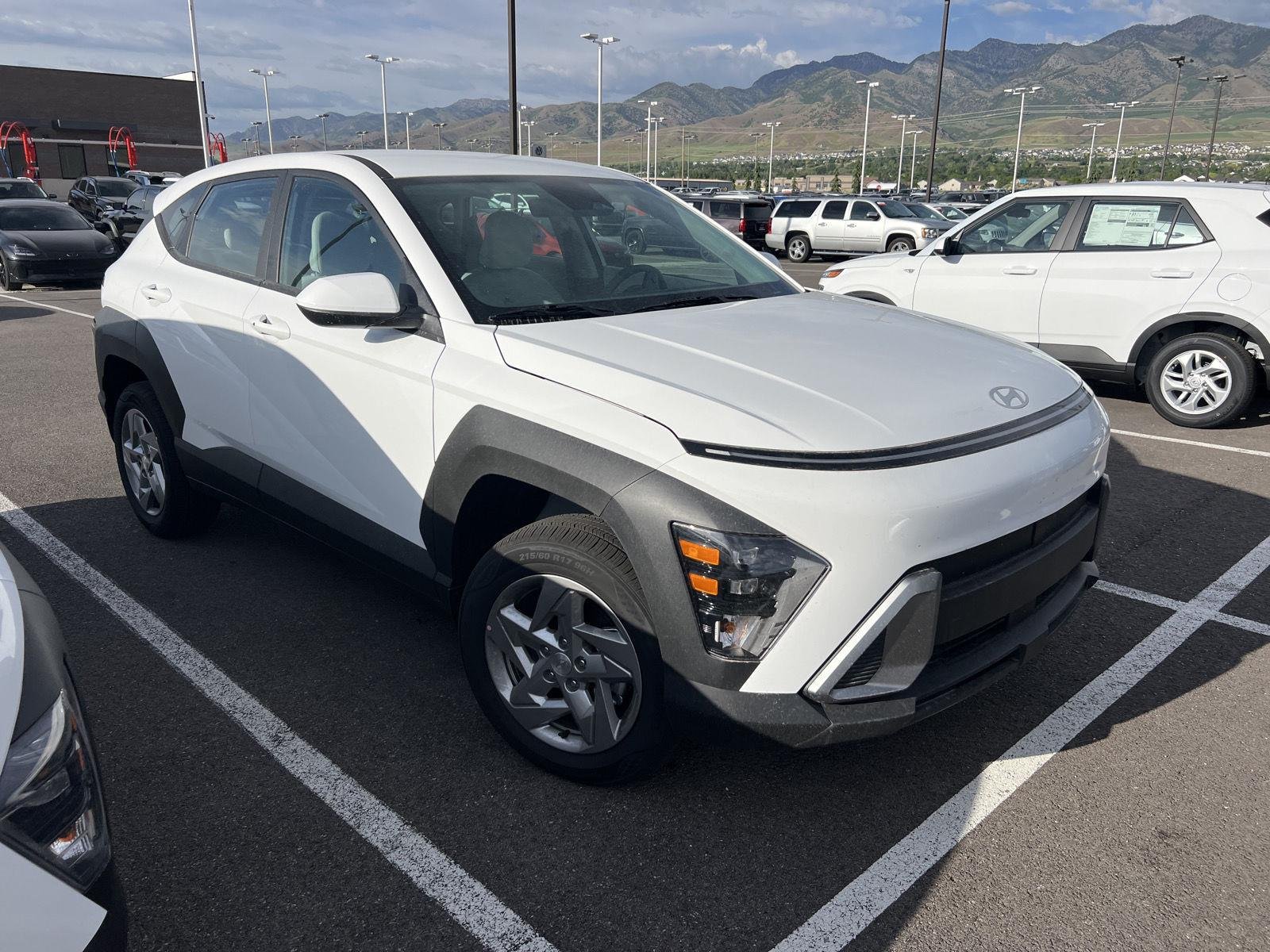 Certified Used 2026 Atlas White Hyundai SE image 2