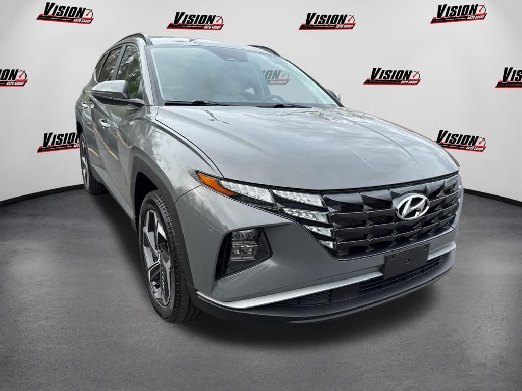Used 2024 Gray Hyundai SEL image 3