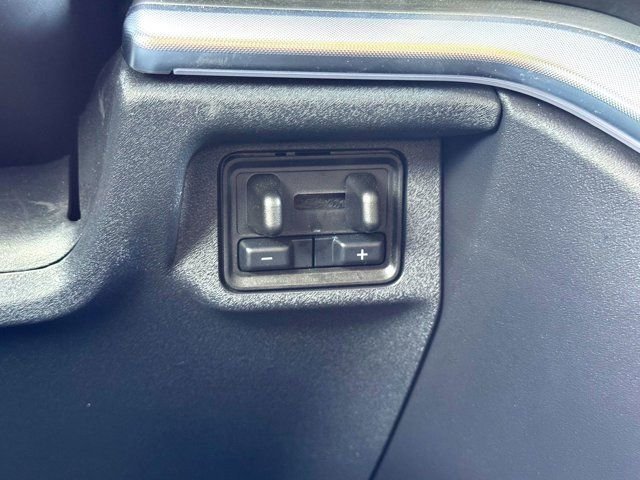 Used 2025 Black Ford Platinum image 29