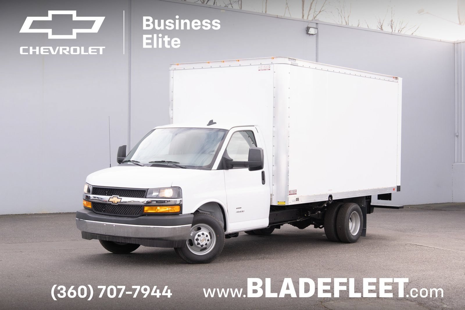2024 Chevrolet Express Cutaway Base