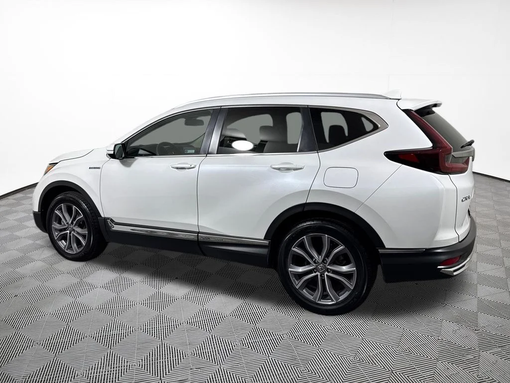 Certified Used 2022 White Honda Touring image 11