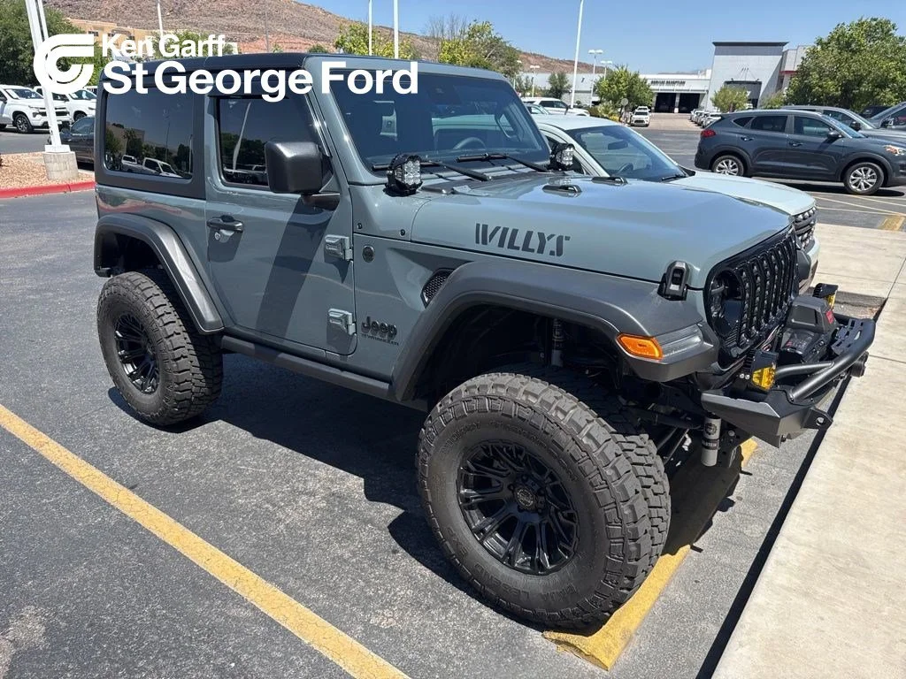 2025 Jeep Wrangler Willys's photo