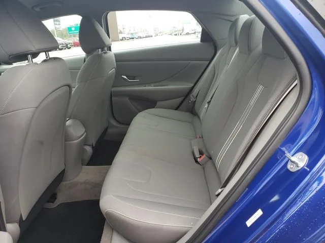 Used 2023 Blue Hyundai SEL image 12