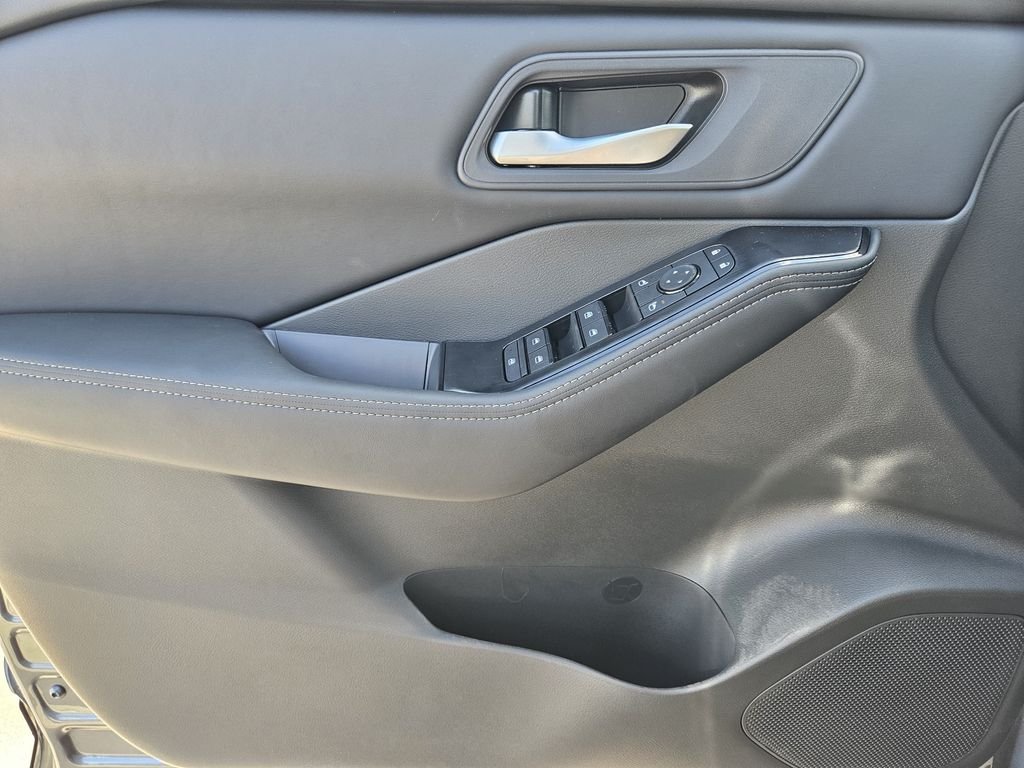 New 2026 Gun Metallic Nissan SV image 21