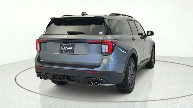 2026 Ford Explorer ST - Photo 33