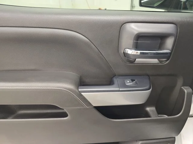 Used 2018 Summit White Chevrolet LTZ image 19
