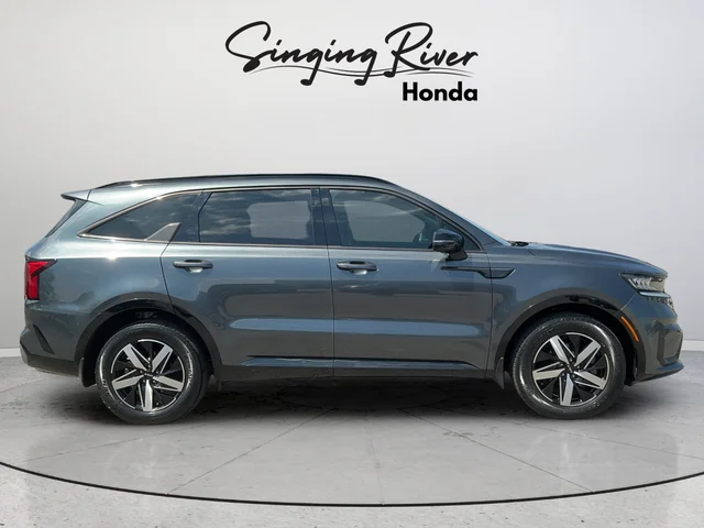 Used 2022 Gray Kia EX image 8