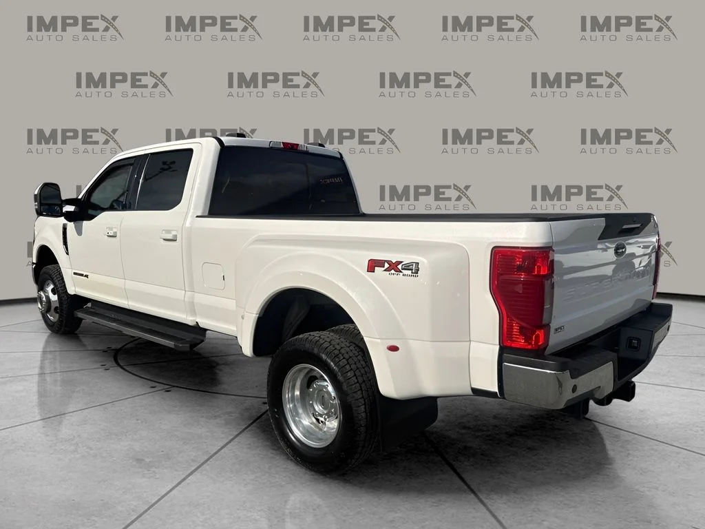 Used 2021 White Ford Lariat image 3