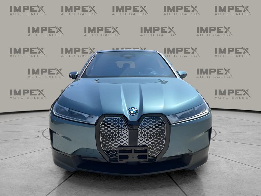 Used 2023 Blue BMW xDrive50 image 8
