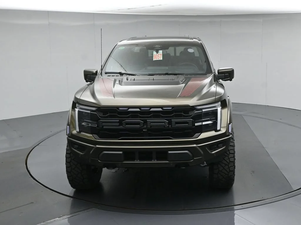 New 2026 Shelter Green Ford Raptor image 40
