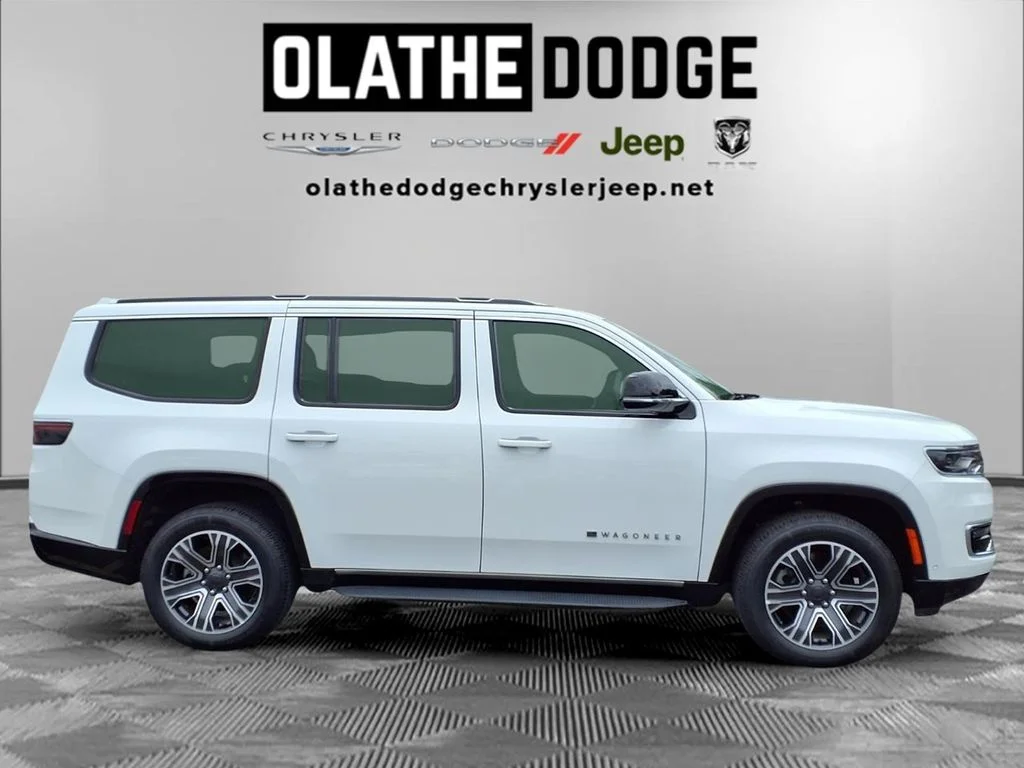 Certified Used 2024 White Jeep Series II image 30