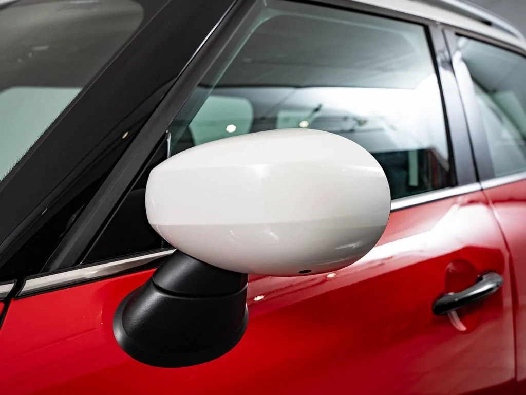 Used 2024 Chili Red MINI Signature image 17