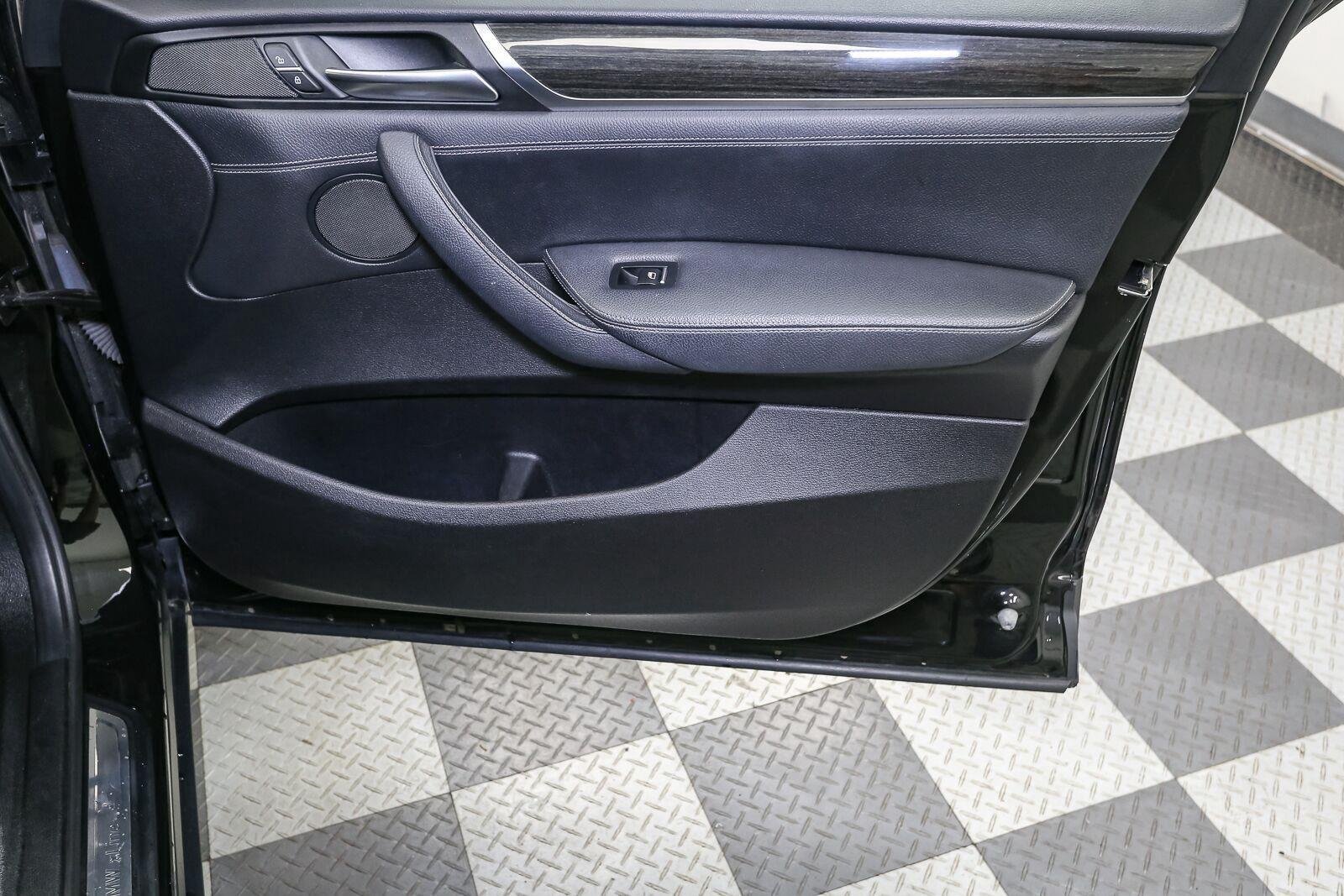 Used 2017 Jet Black BMW xDrive28i image 20