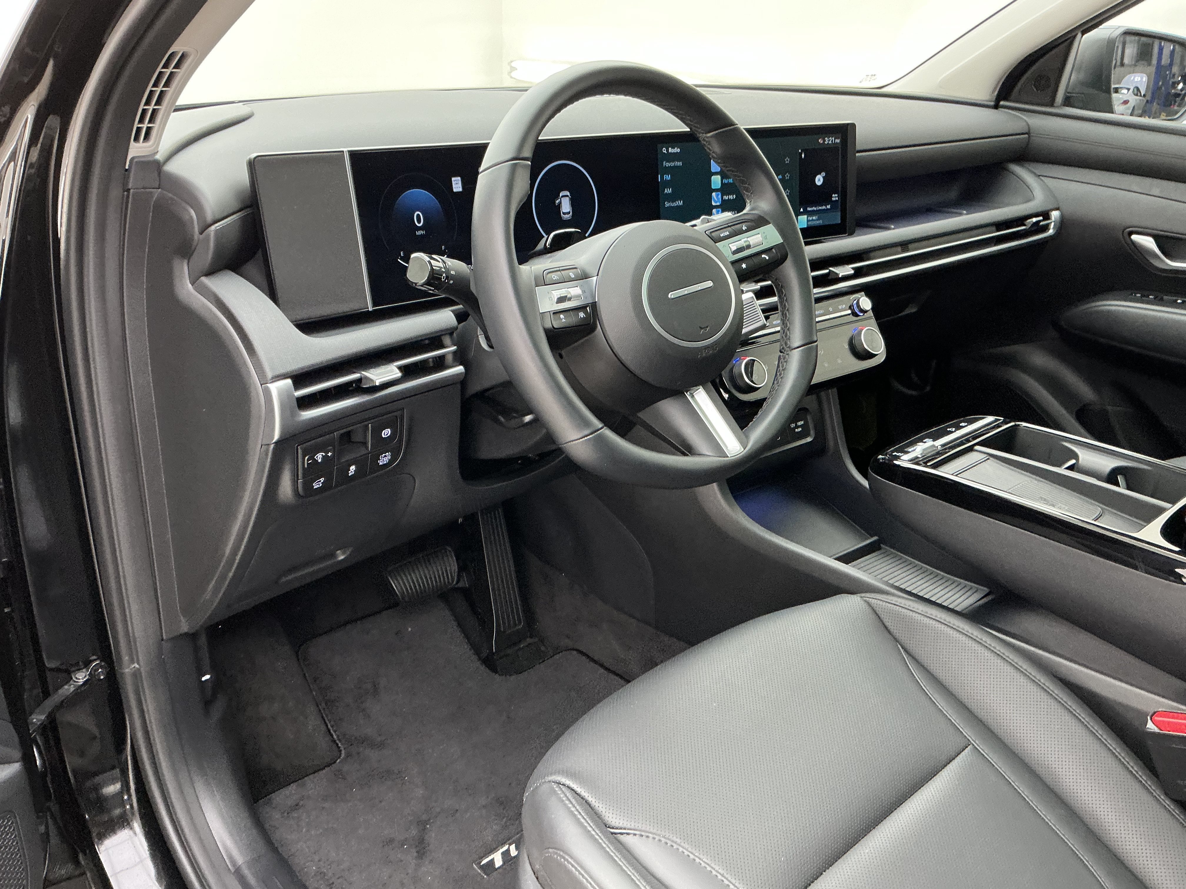 2025 Hyundai Tucson SEL Convenience - Photo 16