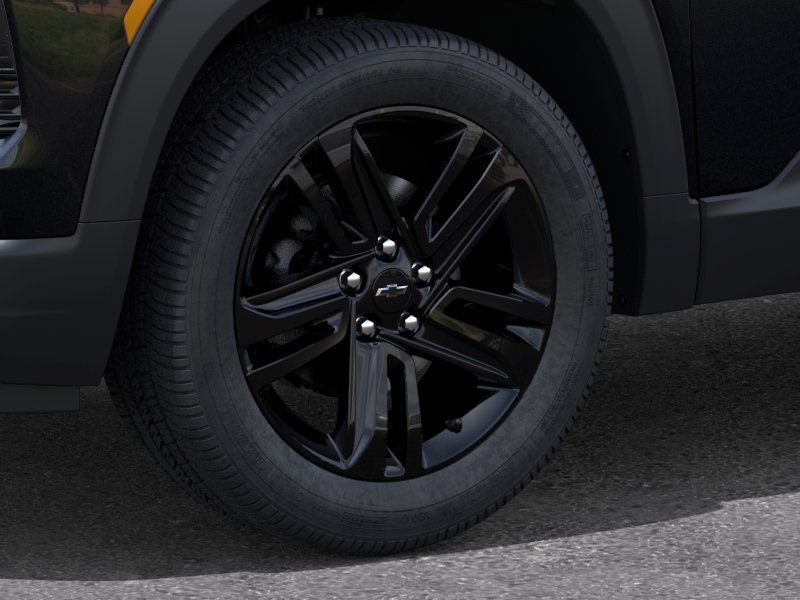 New 2026 Mosaic Black Metallic Chevrolet LT image 9