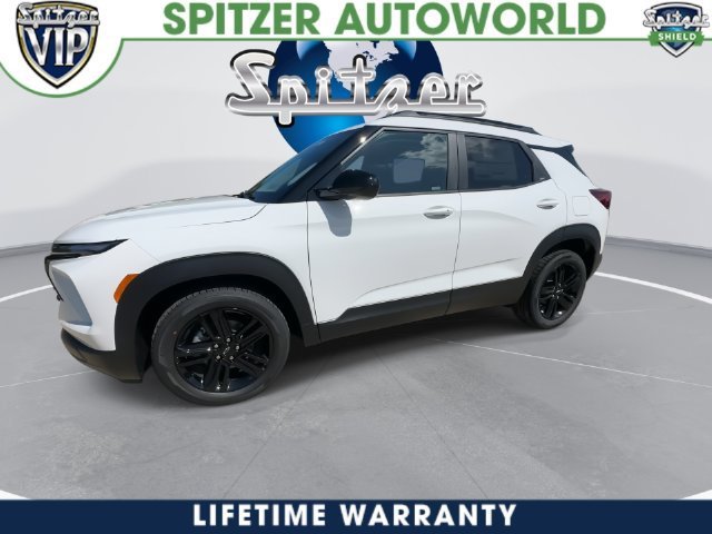New 2026 Summit White Chevrolet LT image 5