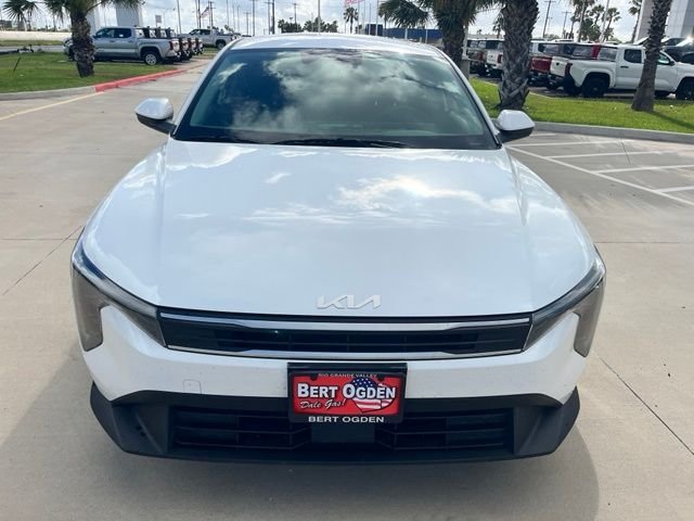 Used 2025 White Kia LX image 2