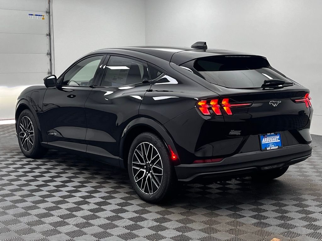 New 2026 Black Ford Premium image 13