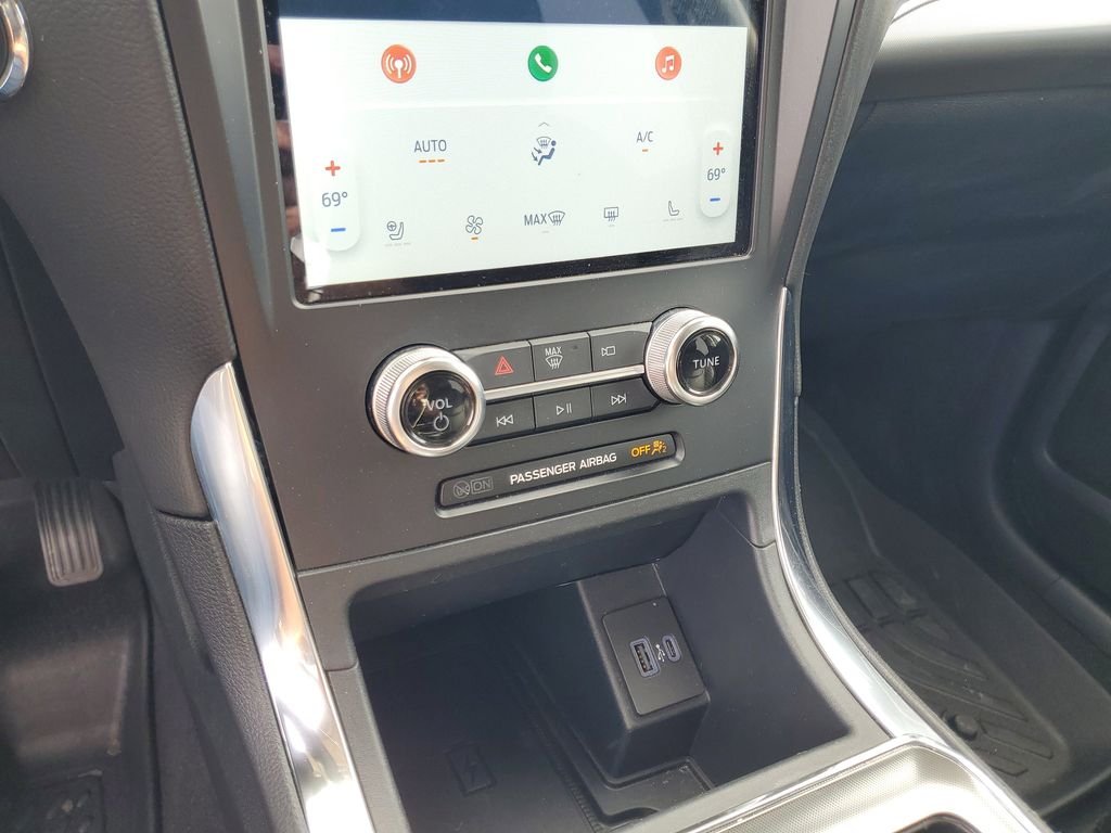2024 Ford Edge Titanium - Photo 24