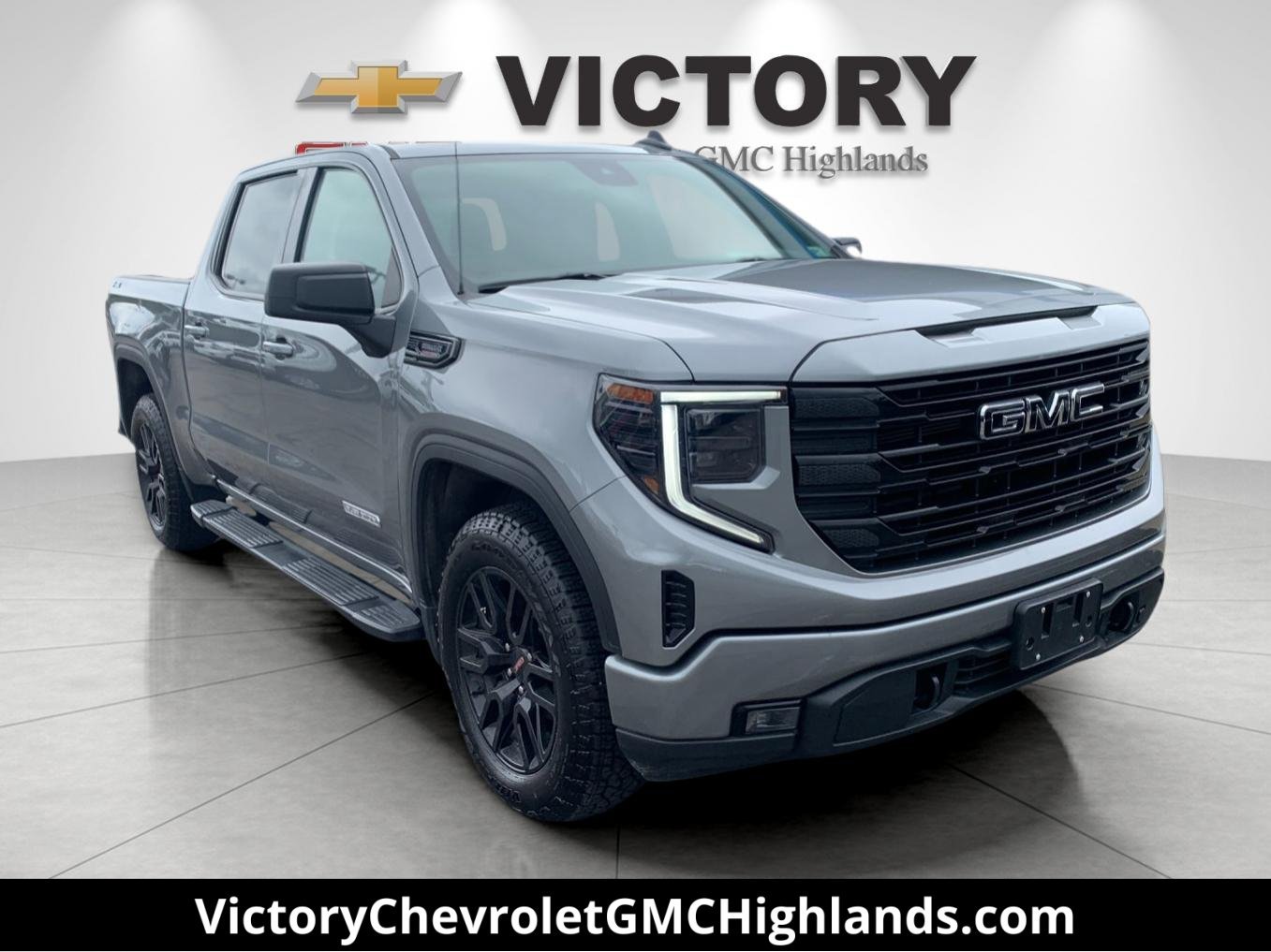 Used 2024 Silver GMC Elevation image 1