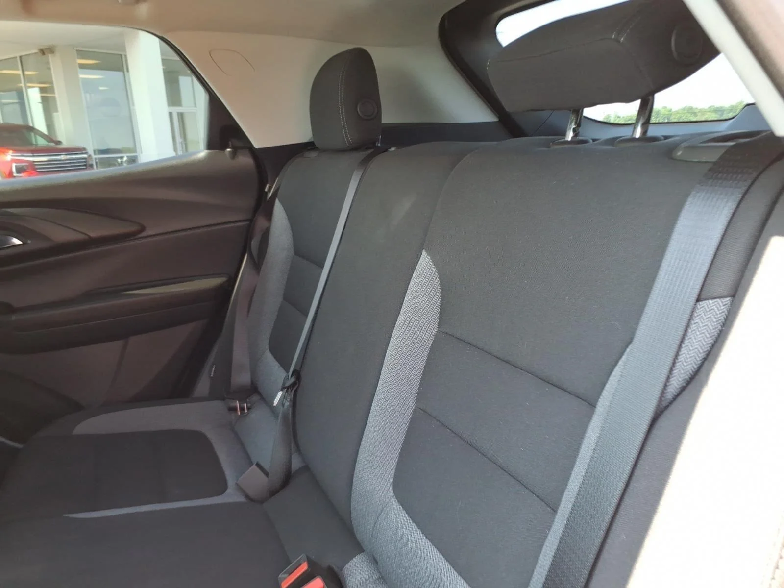 Used 2024 Summit White Chevrolet LT image 13