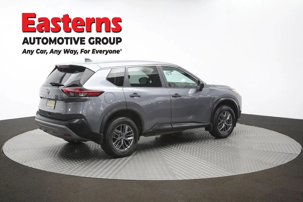 Used 2023 Gray Nissan S image 41
