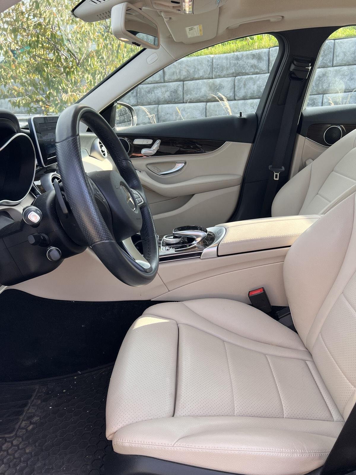 Used 2016 Black Mercedes-Benz C 300 image 10