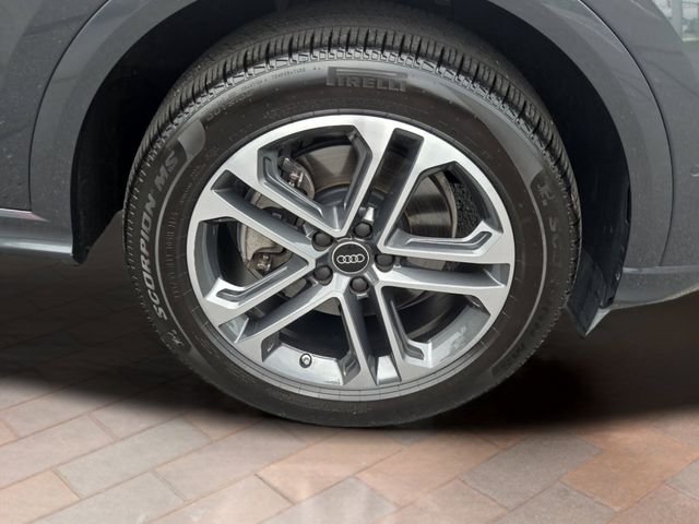 Used 2025  Audi 2.0T Prestige image 28
