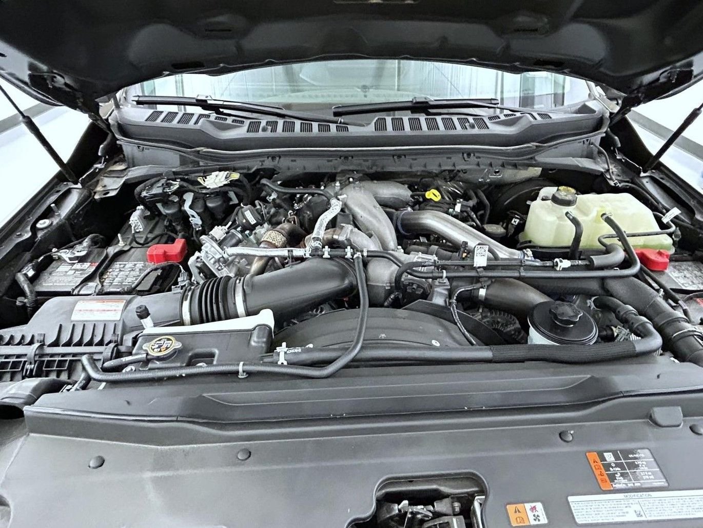 New 2026 Marsh Gray Ford XLT image 25