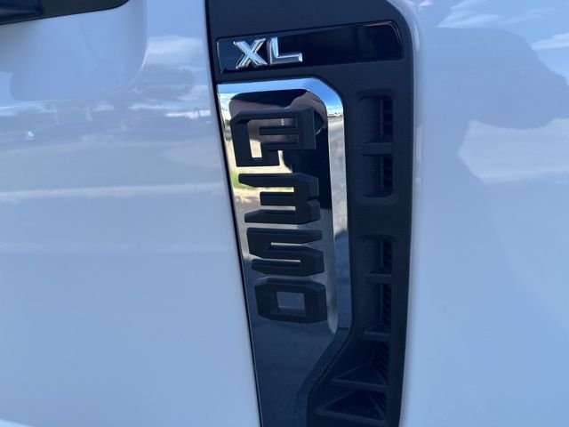 2026 Ford F-350 Super Duty XL - Photo 15