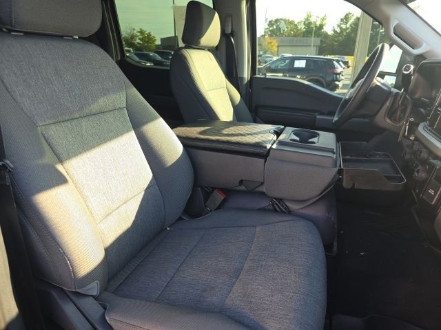 Used 2025 Gray Metallic Ford XL image 14