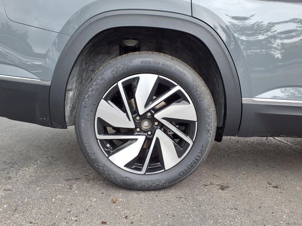 New 2026 Pure Gray Volkswagen SEL image 7