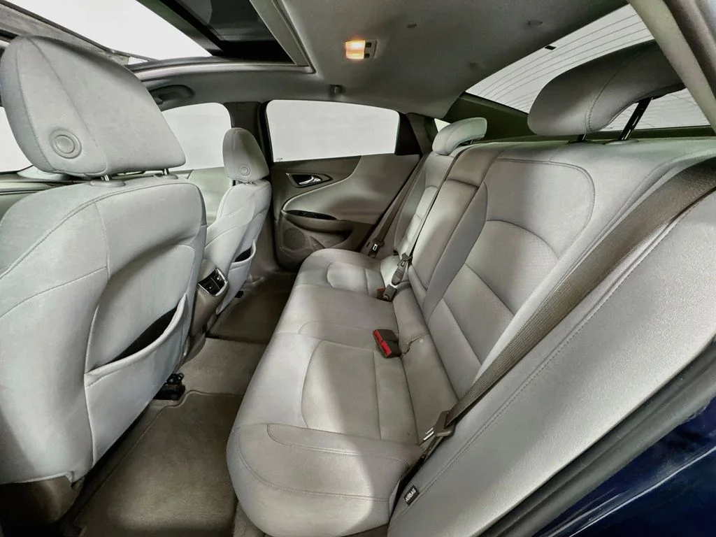 Used 2021 Northsky Blue Metallic Chevrolet LT image 30