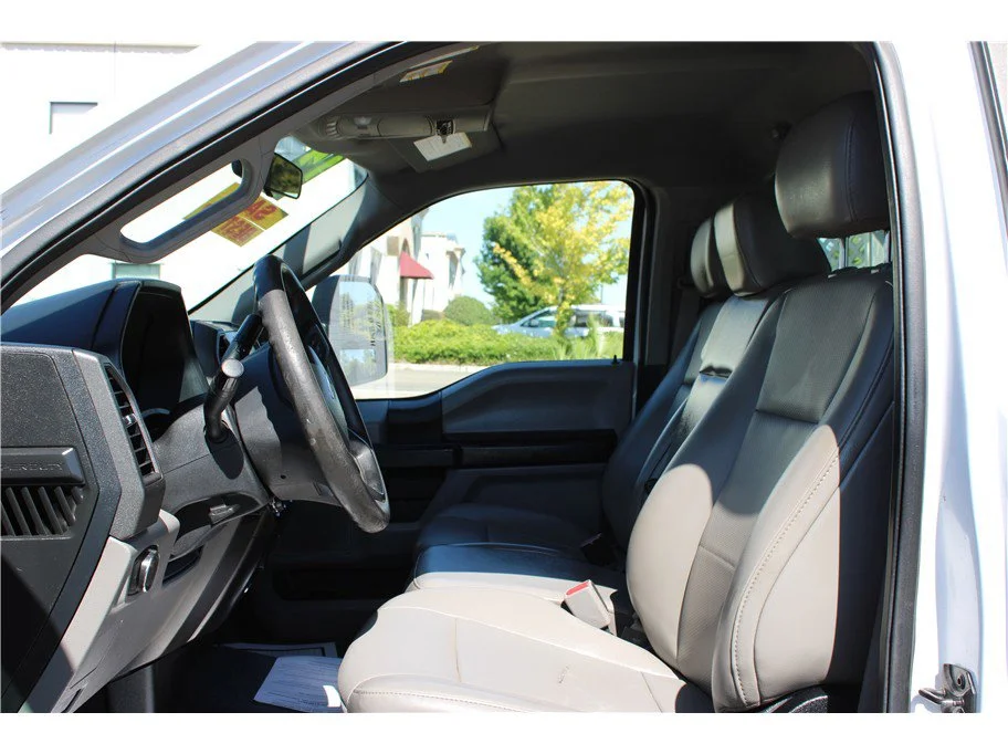 Used 2017 White Ford XL Cab & Chassis 4D image 10