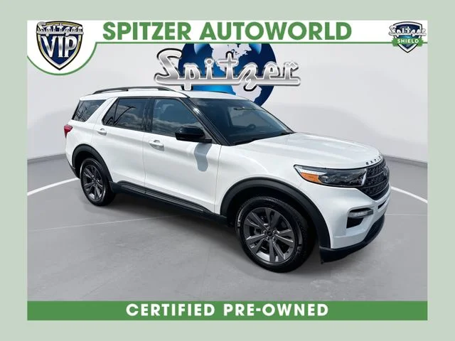 Certified Used 2023 White Metallic Ford XLT image 1
