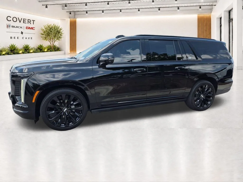 Used 2025 Black Cadillac Sport Platinum image 5