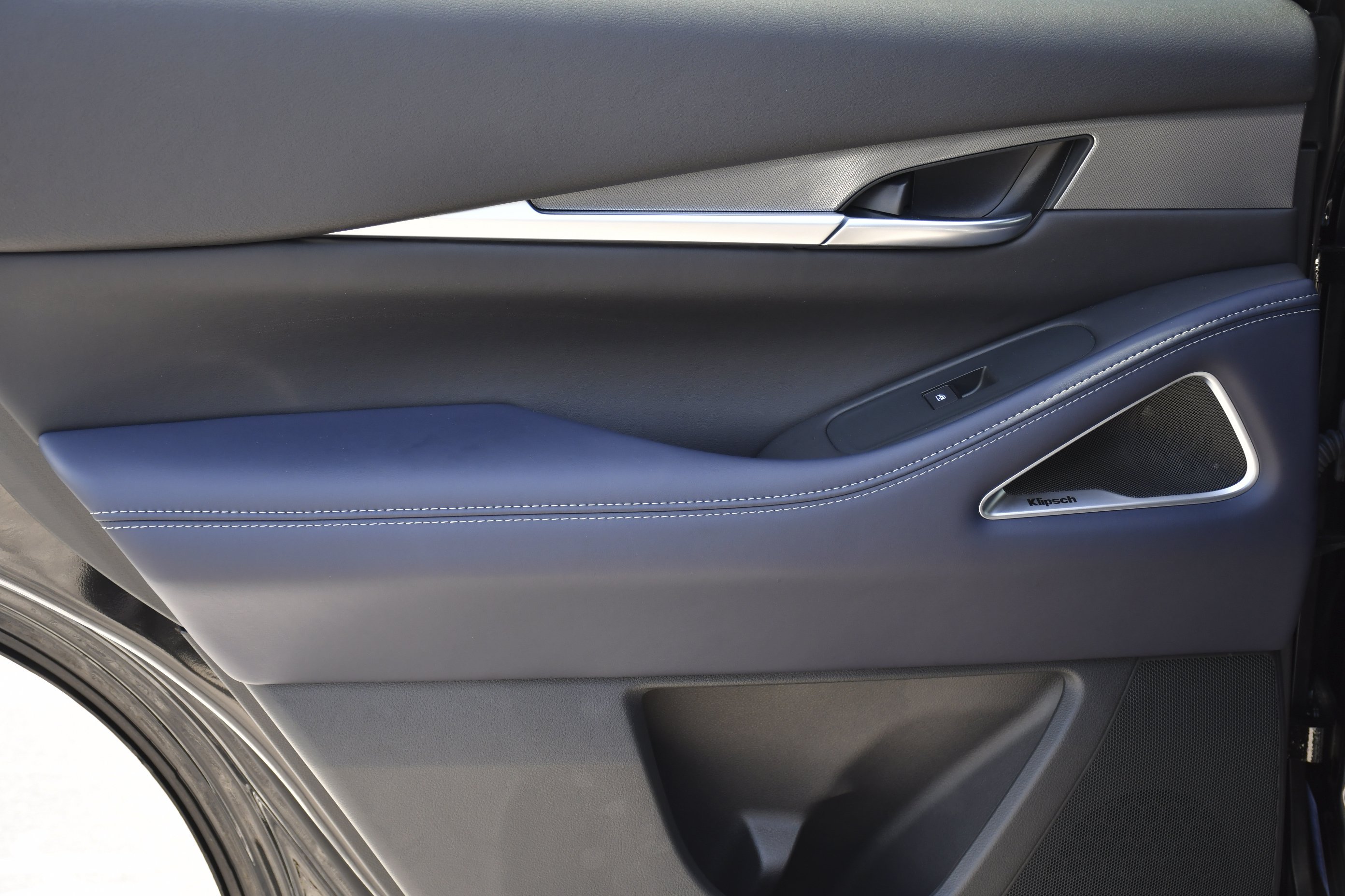 New 2027 MINERAL BLACK INFINITI Sport AWD image 29