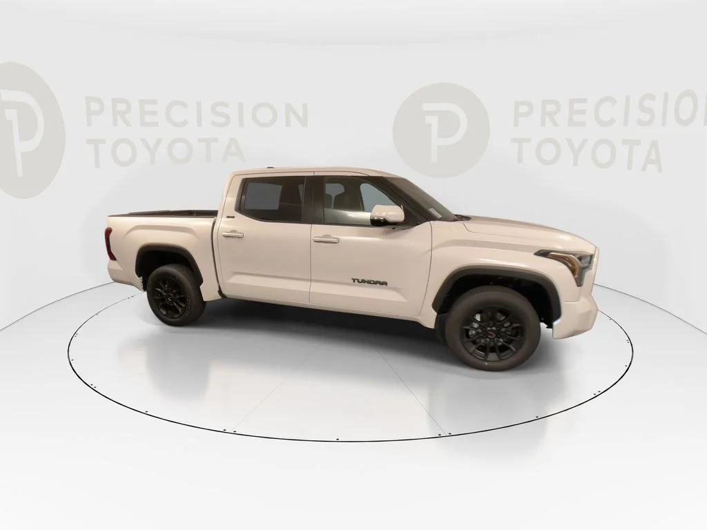 New 2026 Ice Cap Toyota SR5 image 24