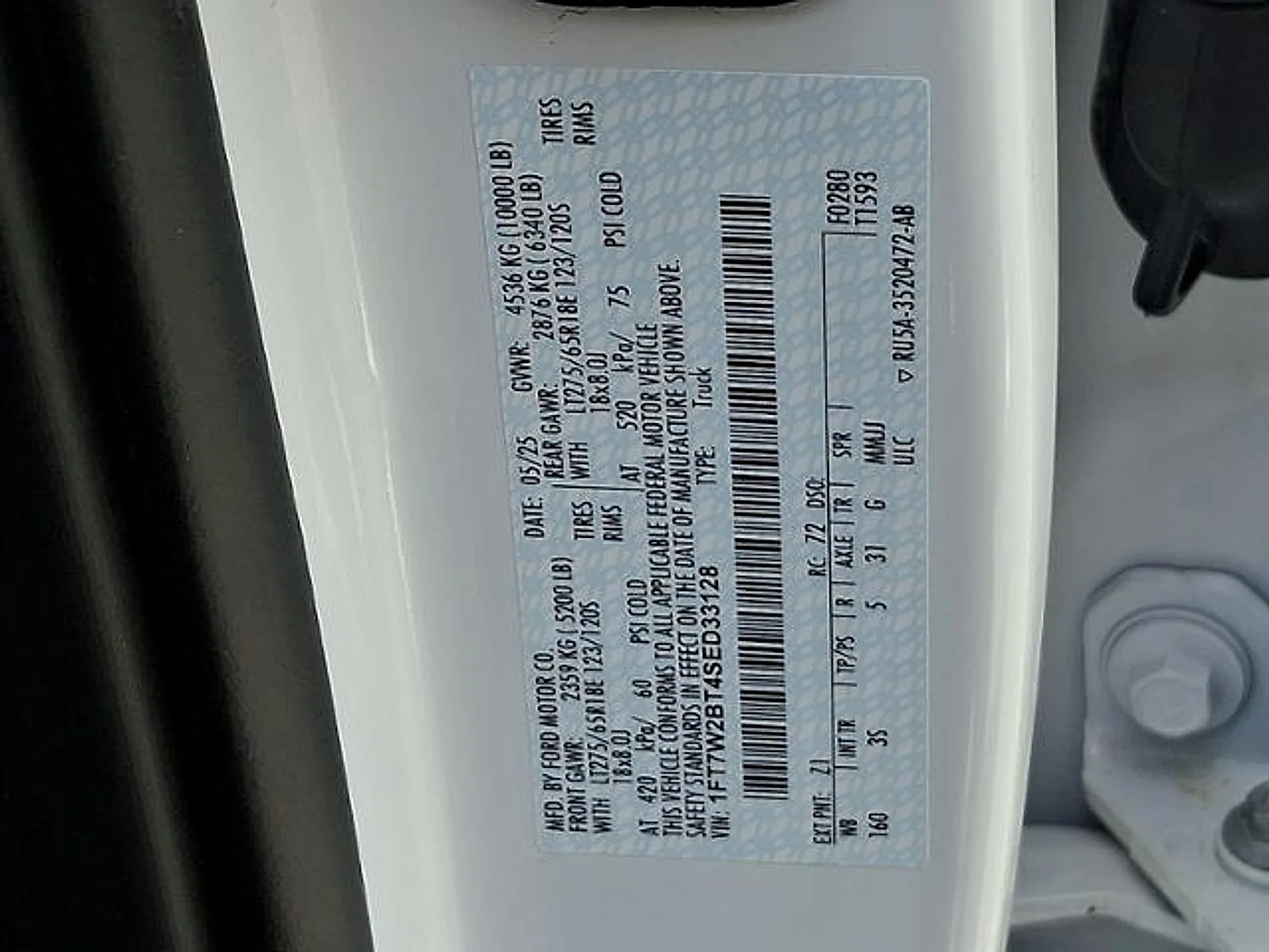 Used 2025 Oxford White Ford XLT image 26