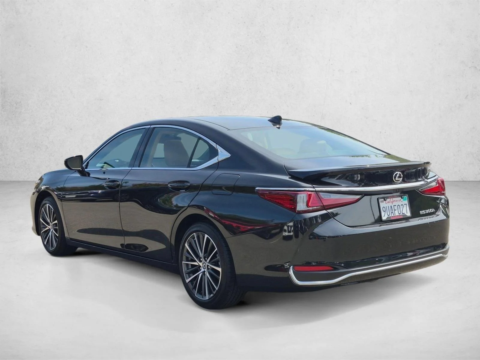 Certified Used 2025 Caviar Lexus  image 8