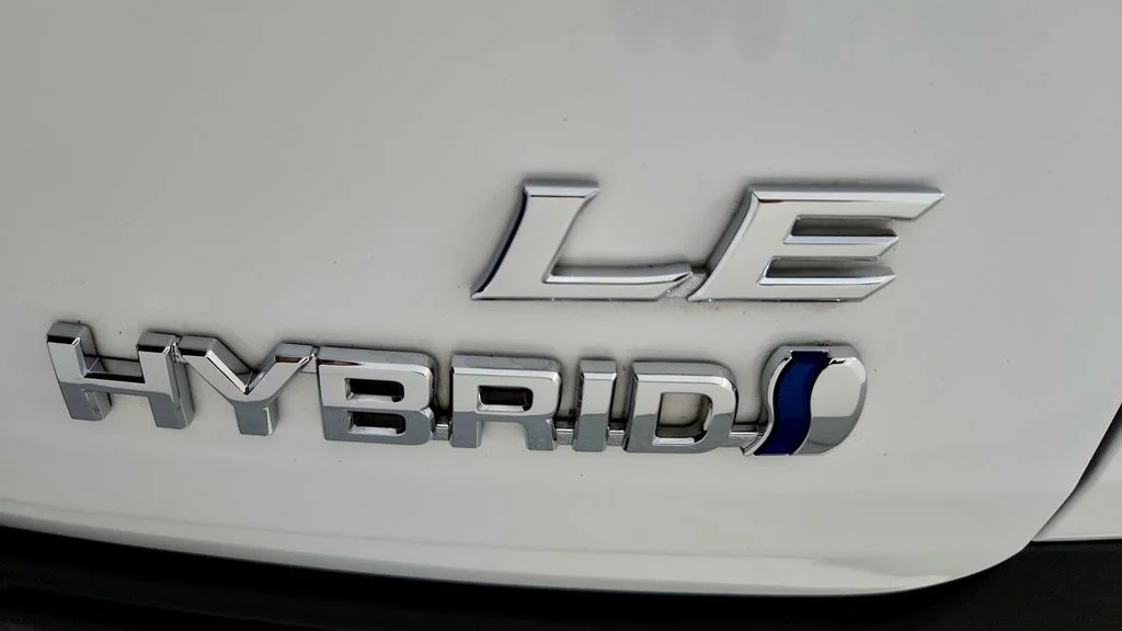 Certified Used 2024 White Toyota LE image 14