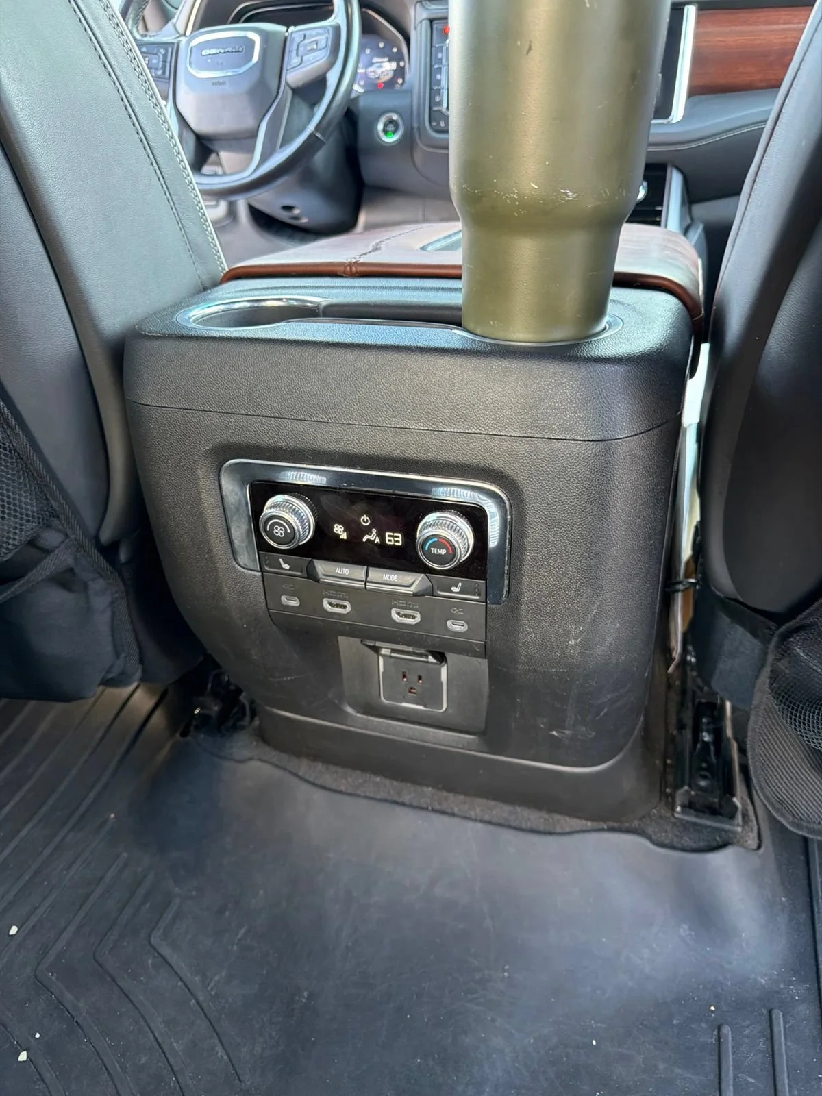 Used 2023 ONYX BLACK GMC Denali Ultimate image 22